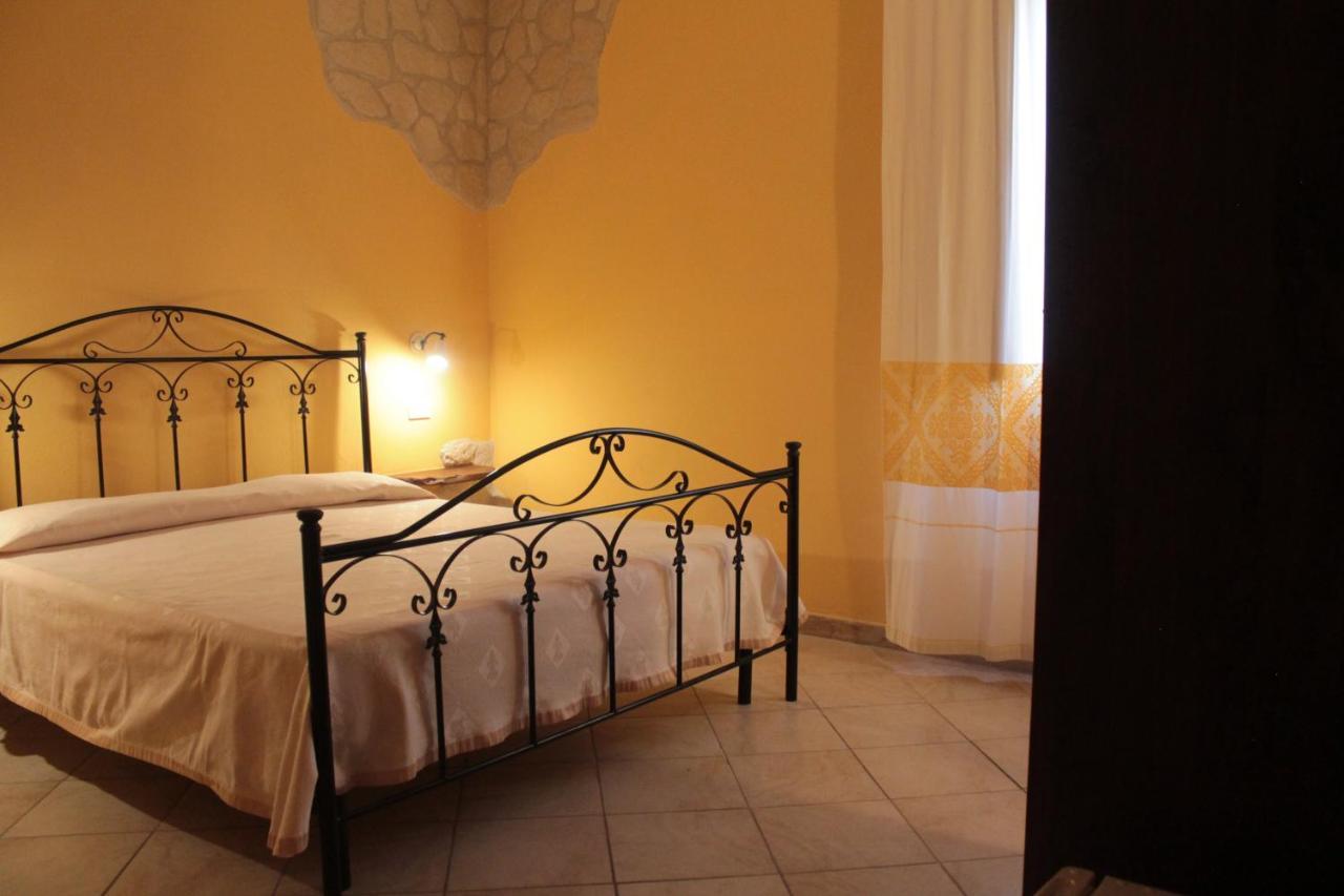 Hotel S'Alzolitta Magomadas Exteriér fotografie